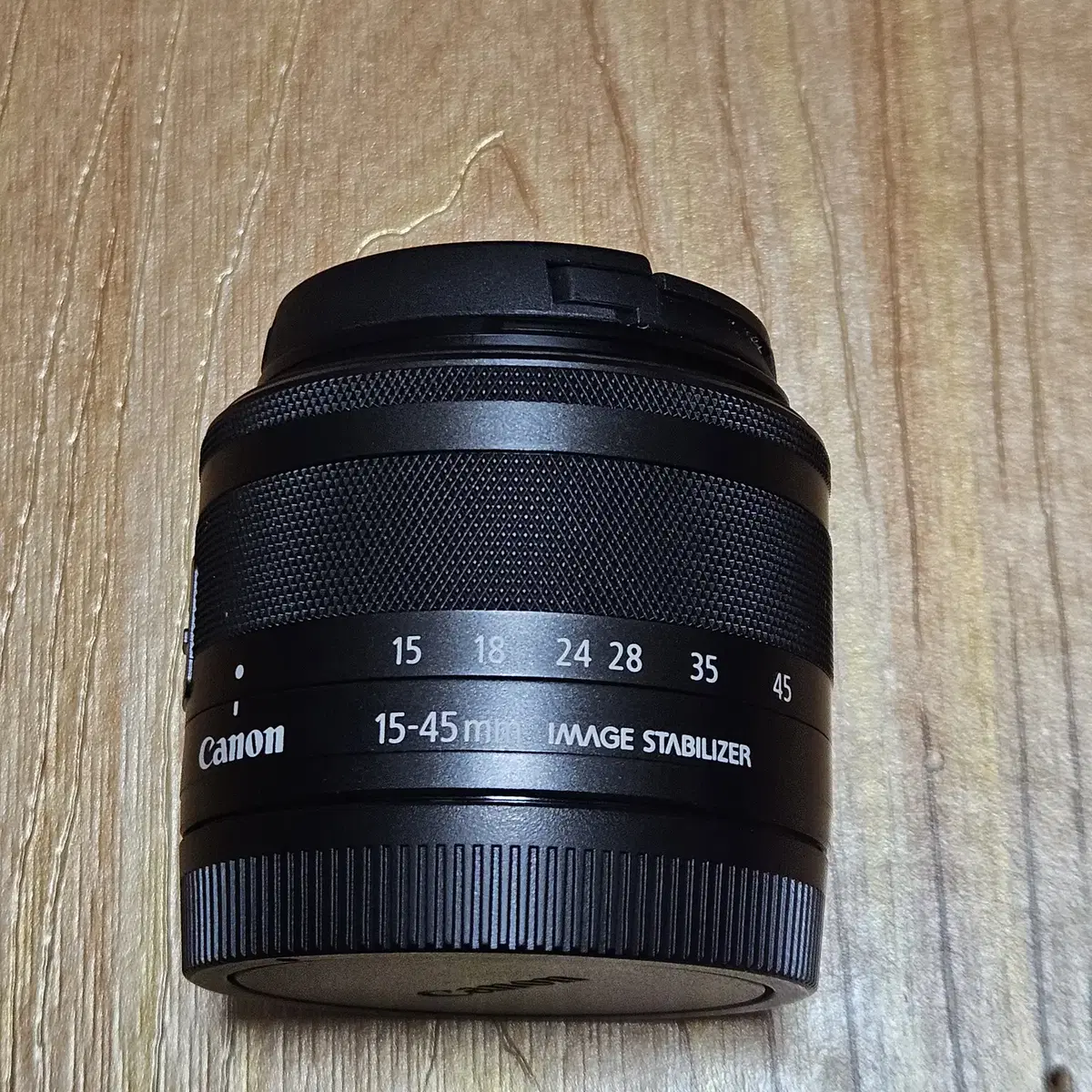 캐논 ef-m 15-45mm 미러리스용 표준줌렌즈 판매 합니다