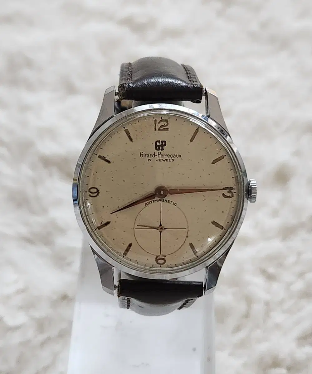 # 223 ) GIRARD PERREGAUX VINTAGE