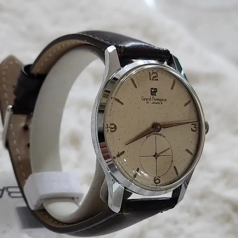 # 223 ) GIRARD PERREGAUX VINTAGE