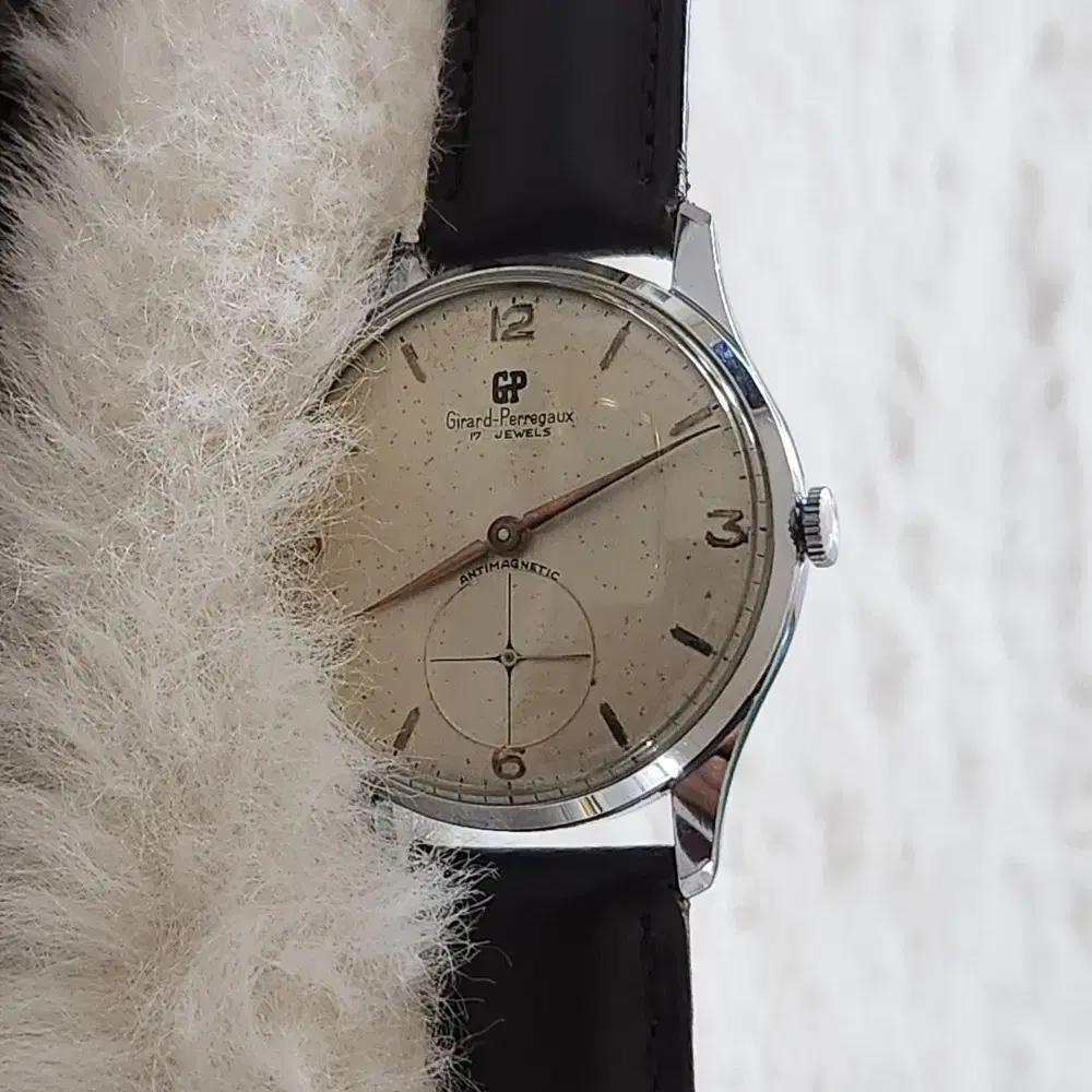 # 223 ) GIRARD PERREGAUX VINTAGE