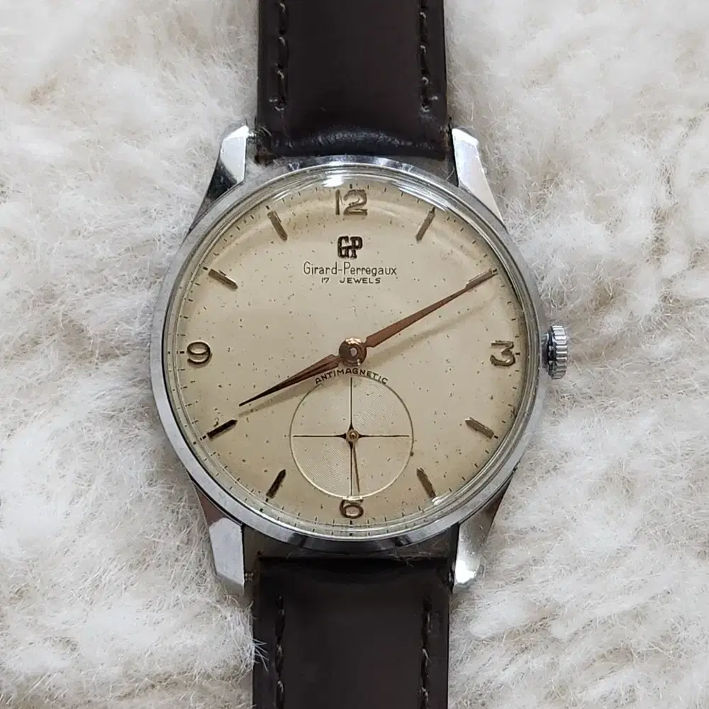 # 223 ) GIRARD PERREGAUX VINTAGE