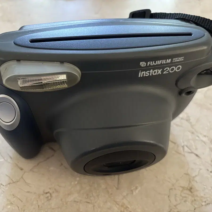 빈티지 감성 폴라로이드 카메라, 후지필름 Instax 200