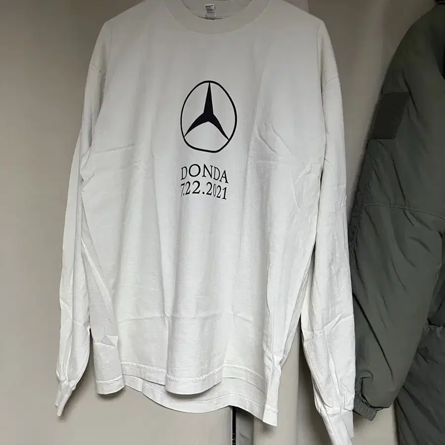 칸예웨스트 ATLANTA D LONG SLEEVE LP 롱슬리브