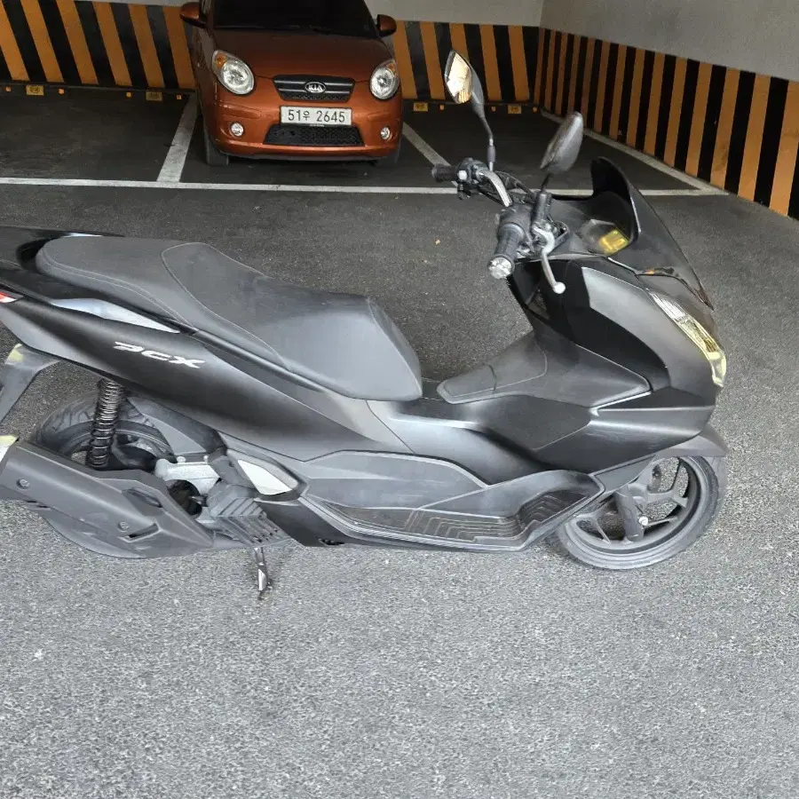 혼다 PCX125 22년식 팔아요