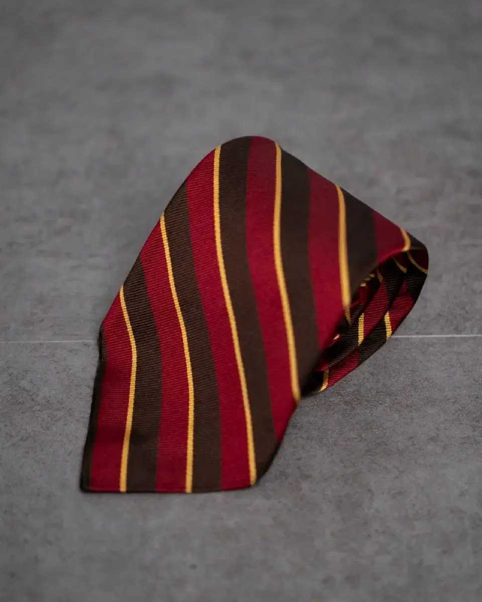 Old Polo Ralph Lauren Silk Tie (9.5)