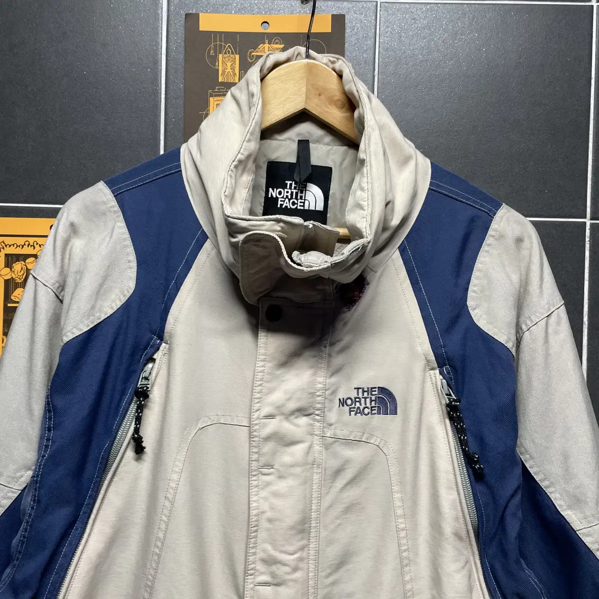 The North Face 노스페이스 바람막이자켓