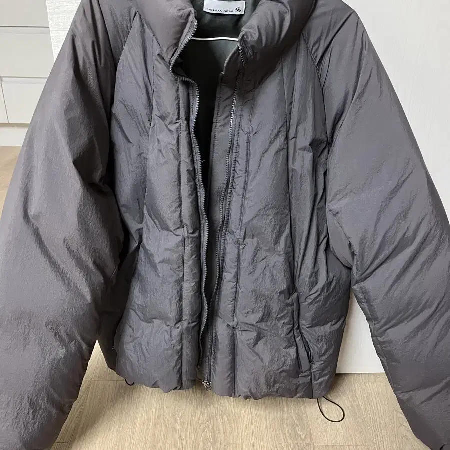 산산기어 21fw puffer jacket 차콜