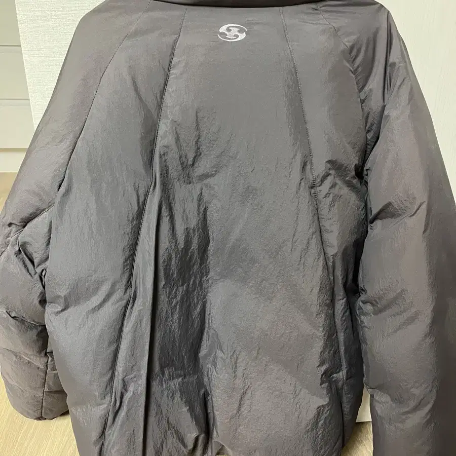 산산기어 21fw puffer jacket 차콜