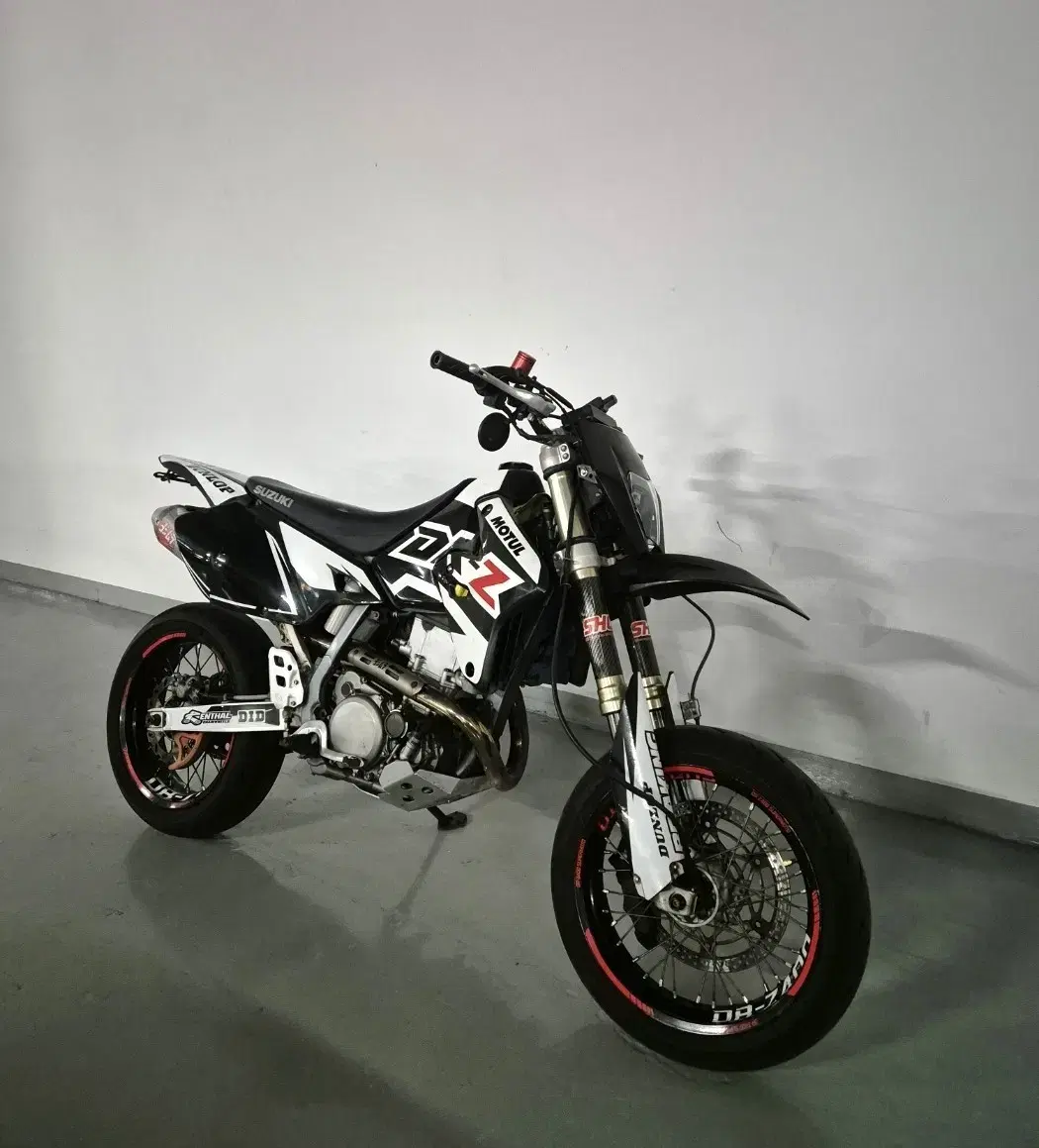 2008 스즈끼 DR400 DRZ400SM 판매합니다.