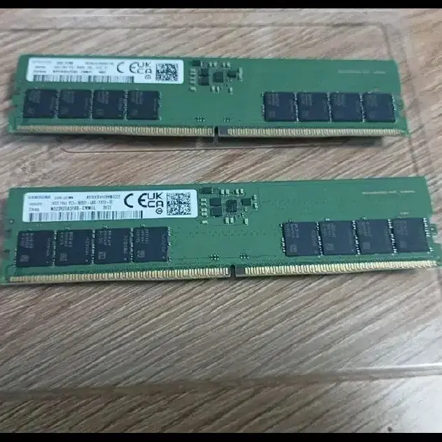 삼성 ddr5 5600 16gb 램 2개팝니다