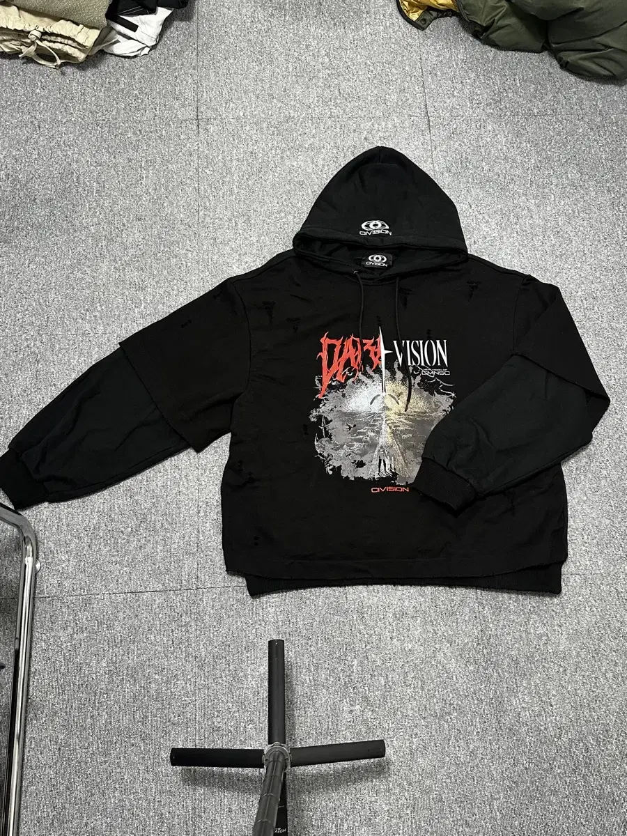 씨비전 - dark vision distressed hoodie