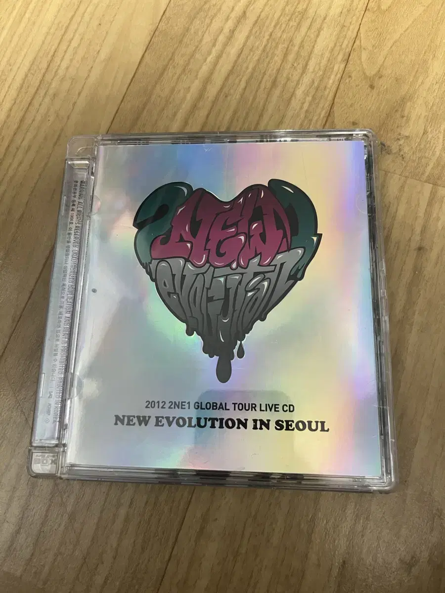 2012 2NE1 Global Tour Live CD