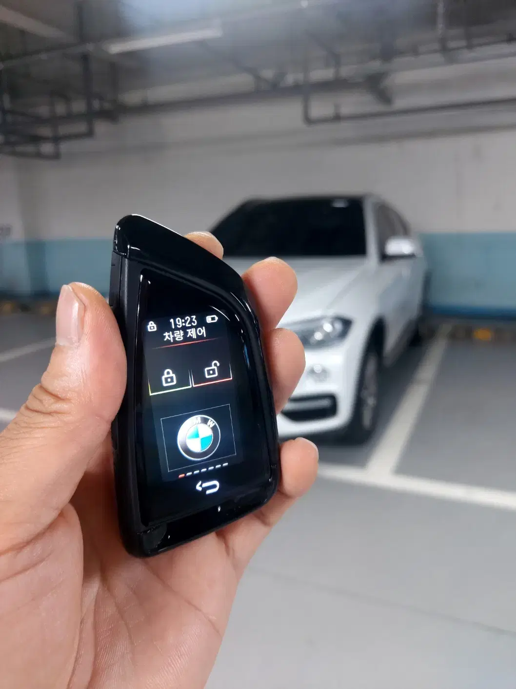 BMW 모든차종 모델 다양한 연식 신형 G바디 칼날 LCD 디지털키 개조