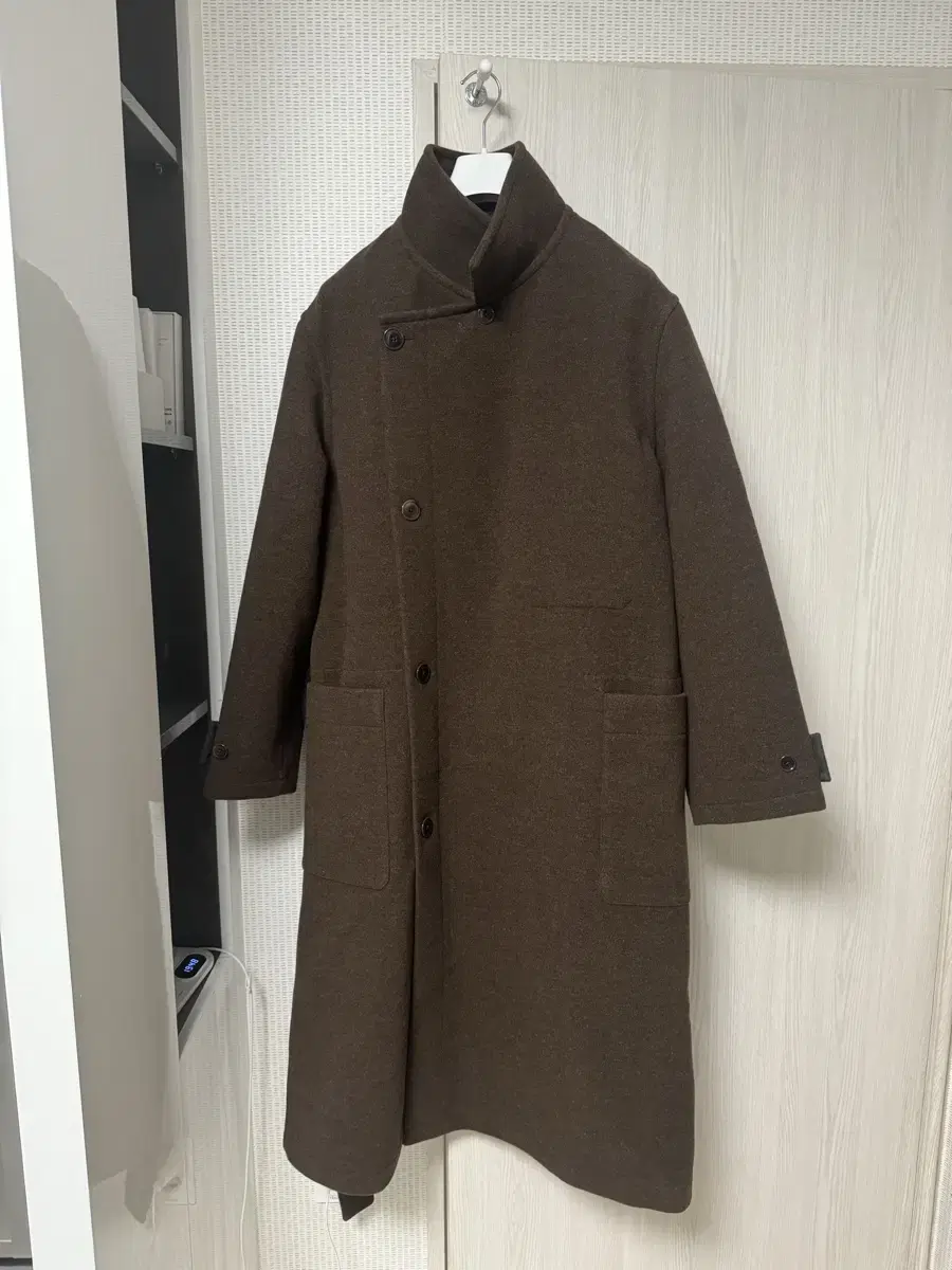 [M] 르메르 24FW 랩코트 브라운 새상품