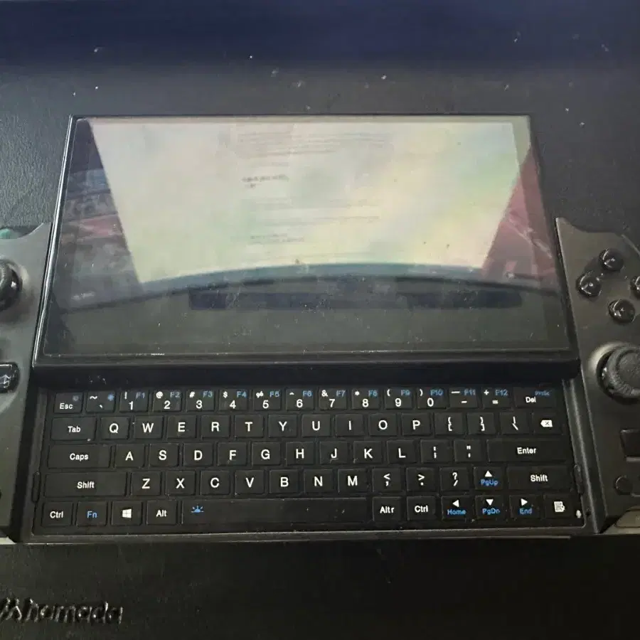 gpd win4 6800u 32gb 1tb 판매합니다