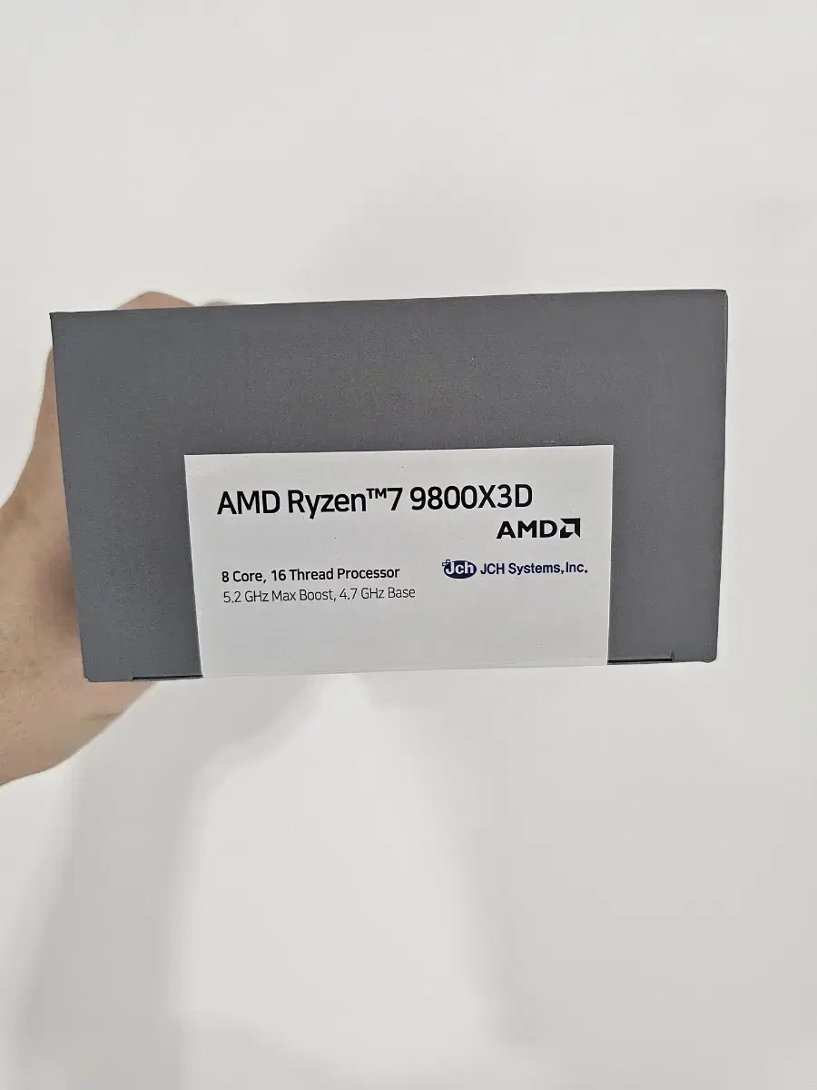 라이젠 amd 9800x3d 미개봉 판매합니다.