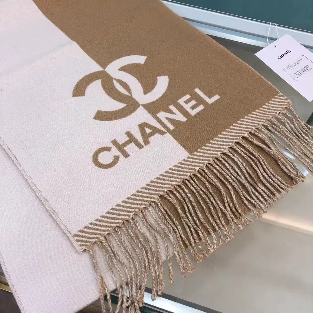 Chanel 샤넬 여사 스카프