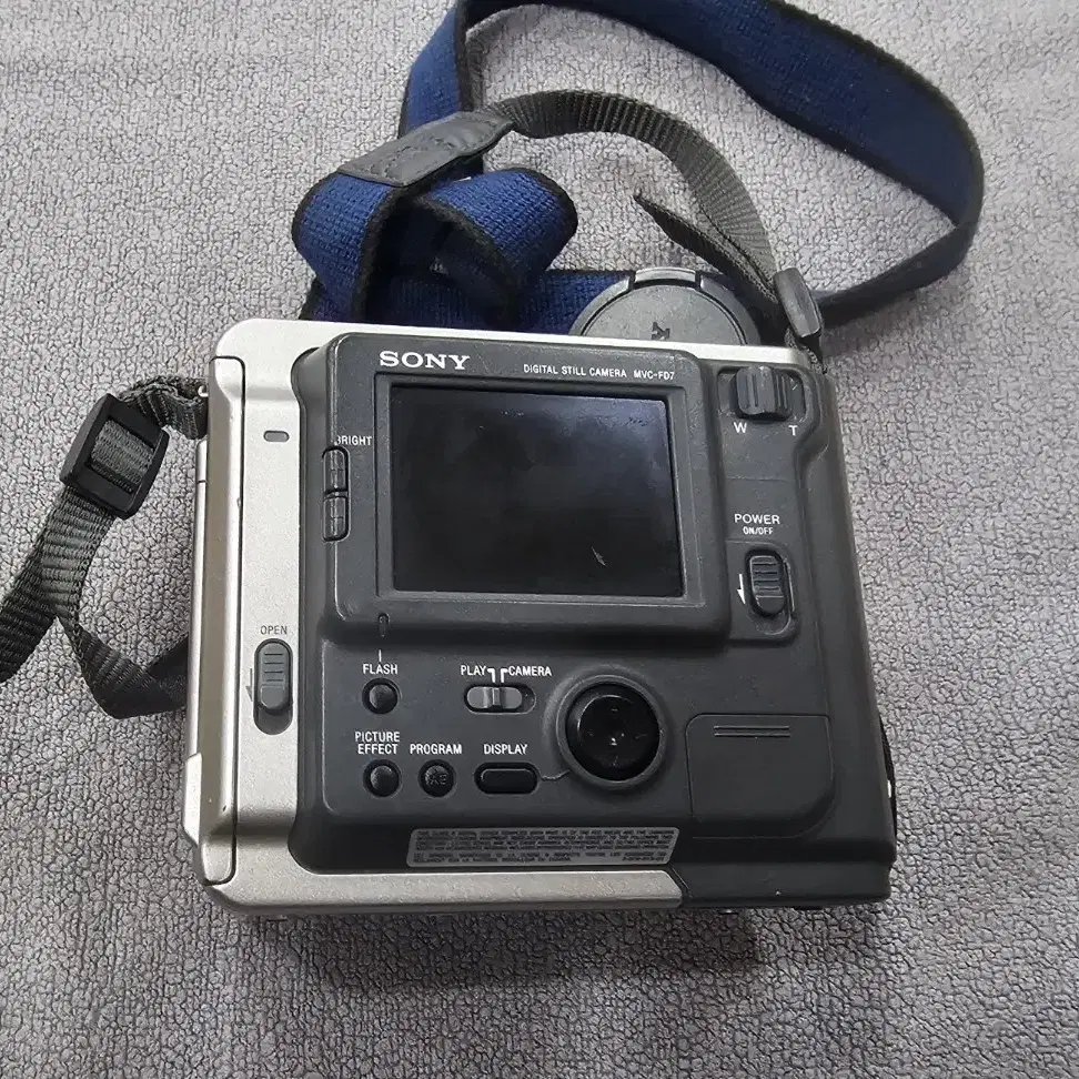 소니마비카 / Sony MVC-FD7