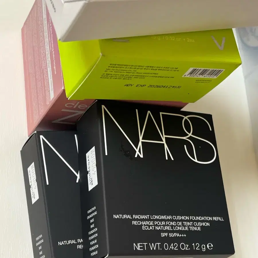 (새상품) NARS 나스 래디언트 롱웨어 쿠션 리필 2개 +a