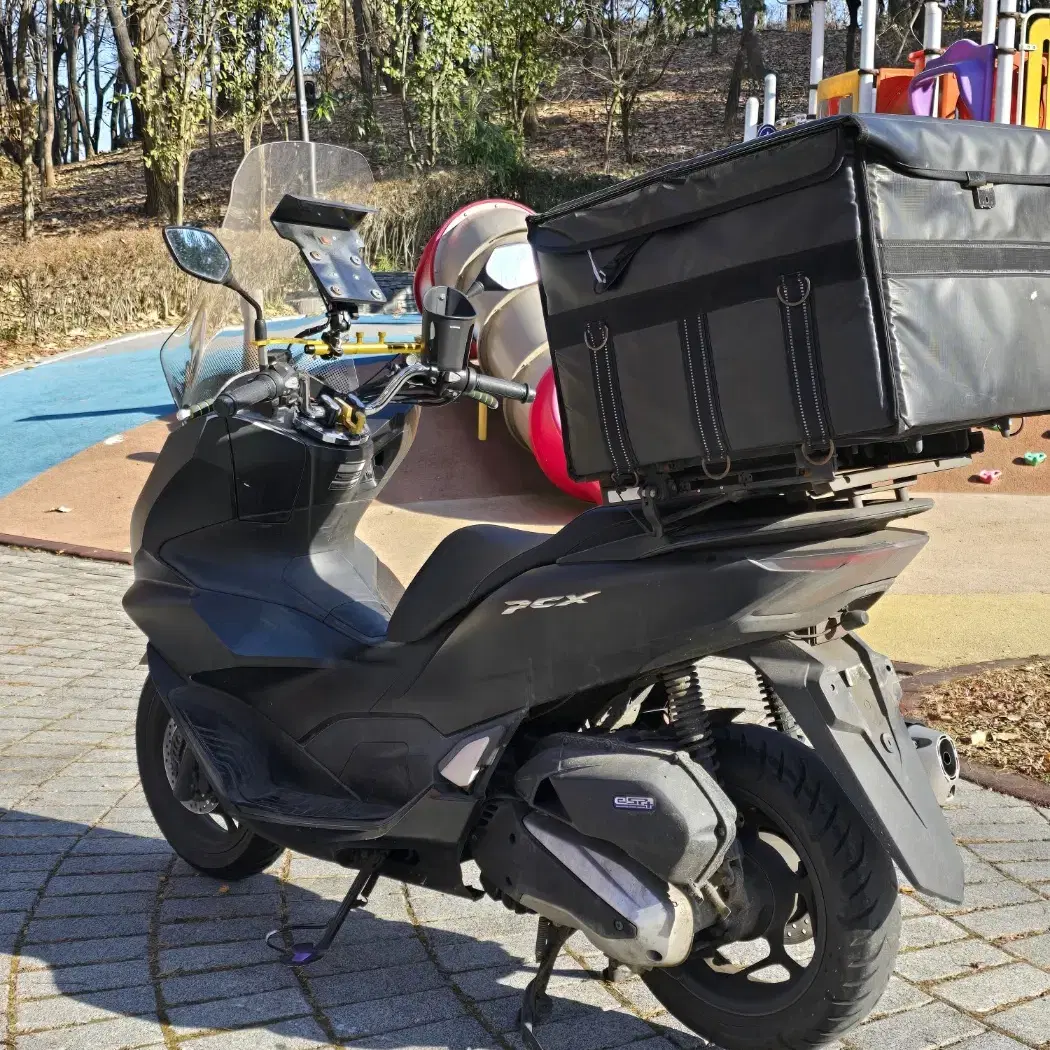 21년식 PCX125 ABS 배달세팅 팝니다