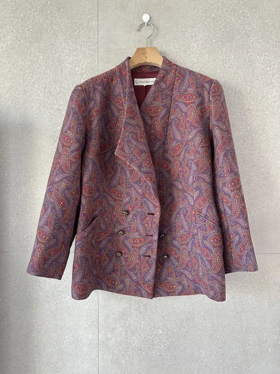 Hanaemori jacquard paisley line designed jacket real pretty