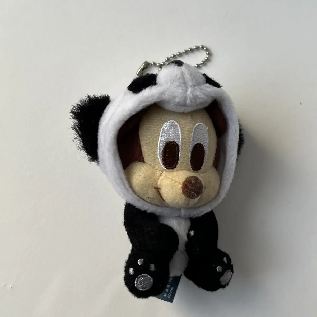 Disney " Panda Mickey Mouse " keyring