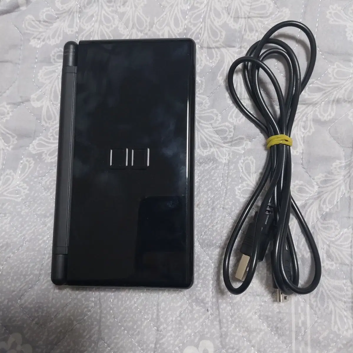 닌텐도 ds lite dsl 블랙 팝니다