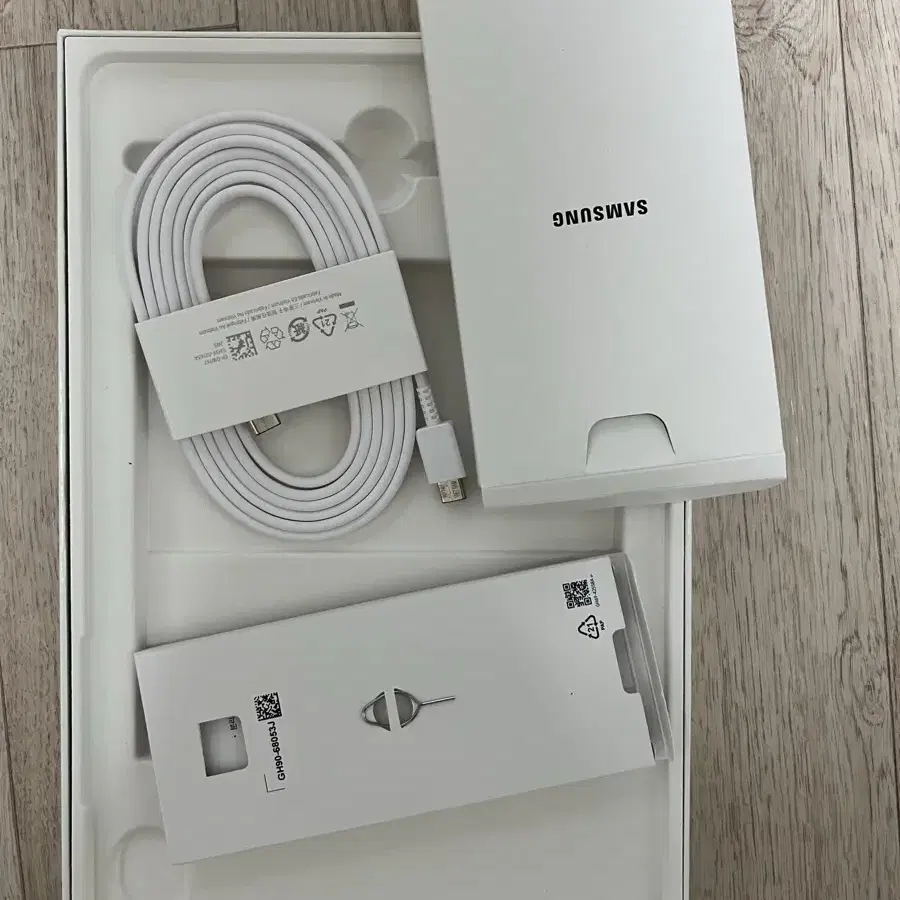 갤럭시탭s9 WiFi128gb S급(케어포함)(풀패키지)