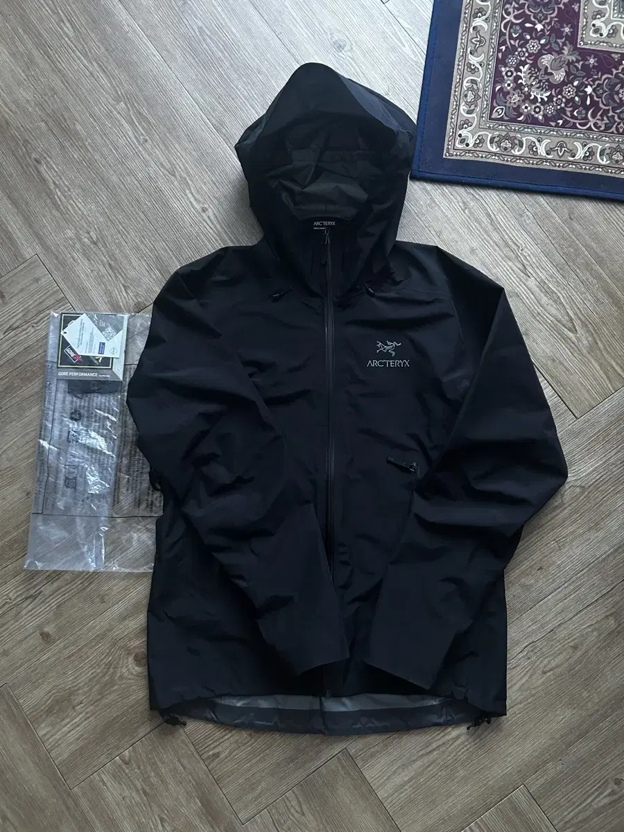 Arc'teryx Beta LT