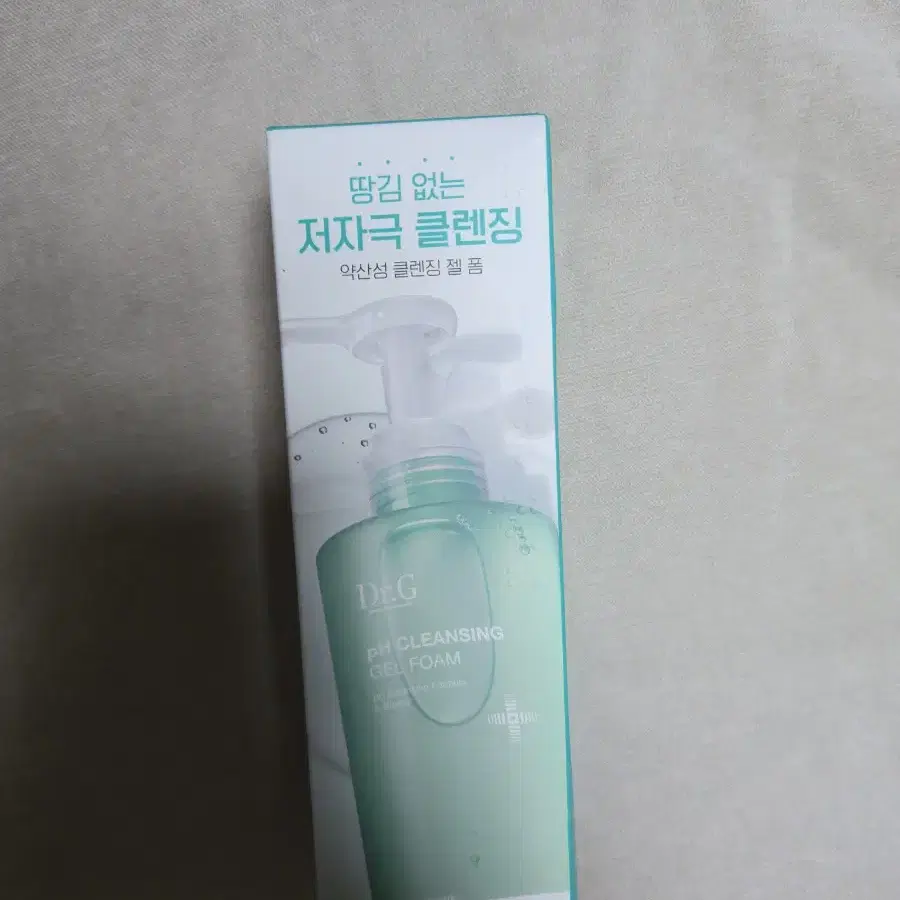 닥터지 약산성 클렌징 젤 폼 200mL