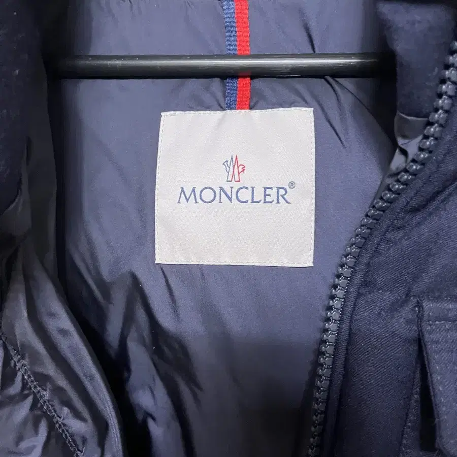 Moncler navy padding