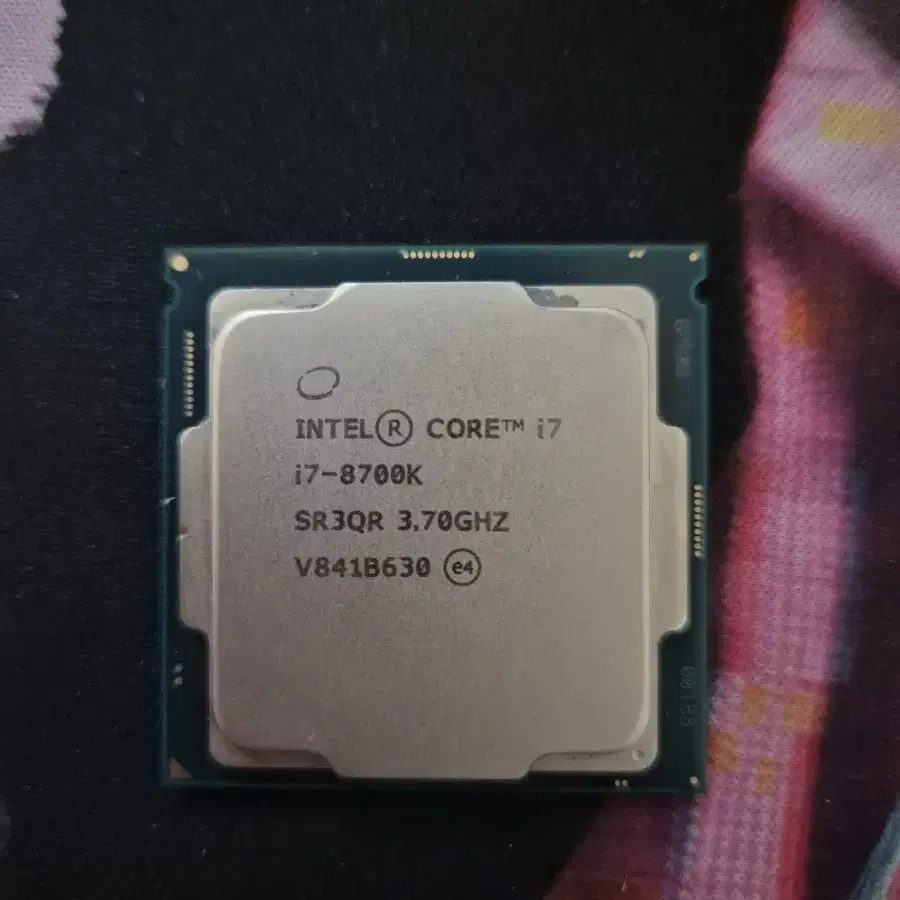 인텔 i7 8700K CPU 컴퓨터 PC 부품 (중고)