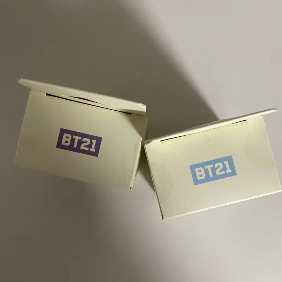 BT21 에어팟 1, 2 케이스 판매합니다.