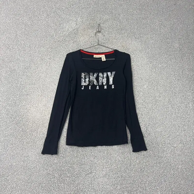 DKNY 프린팅 여성 긴팔티 XS