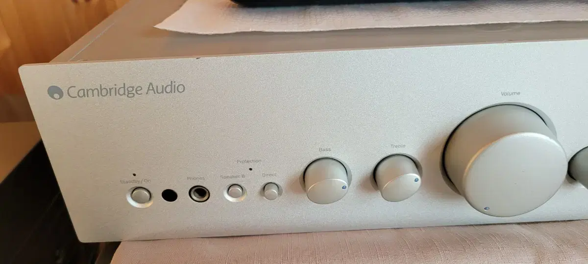 Cambridge Audio Intérieur AZUR-540A