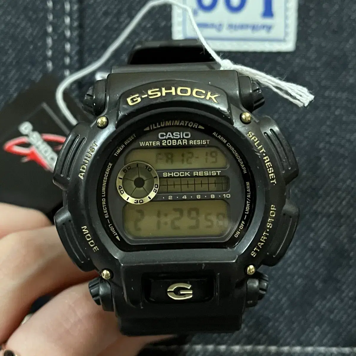 [새 거] 지샥 남성 시계 판매 DW-9052GBX-1A9DR