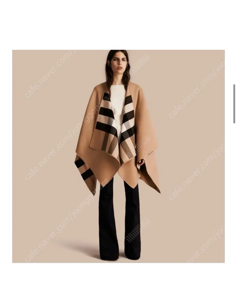 Burberry Poncho