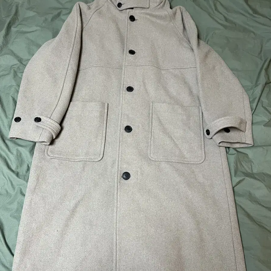 In raglan hoody long coat (후드 롱코트)