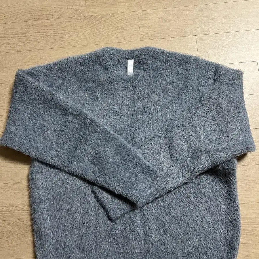 노메뉴얼 CROPPED HAIRY KNIT - MARINA (M)