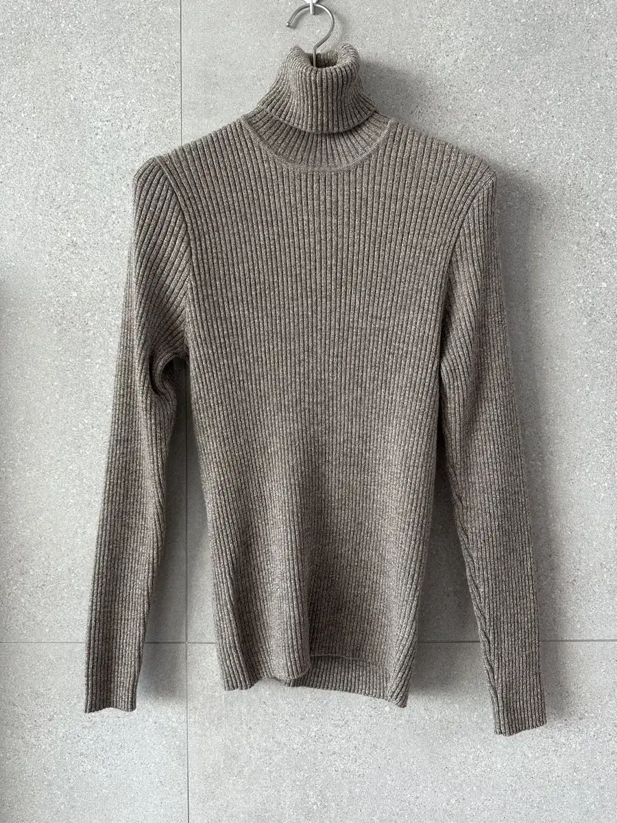 MOMO100 Brown Ribbed Mock Tee Knit Turtleneck New