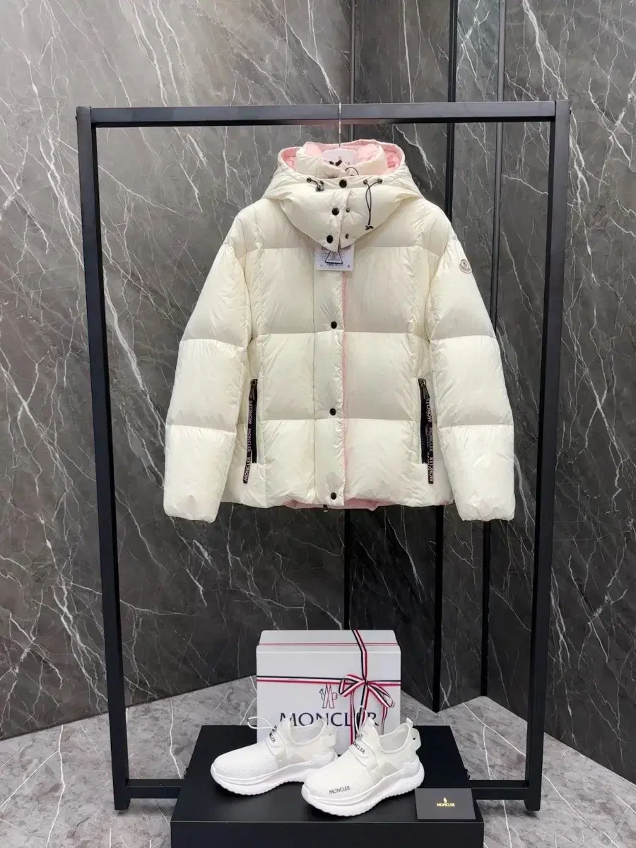 Moncler 몽클레어 여성용 패딩