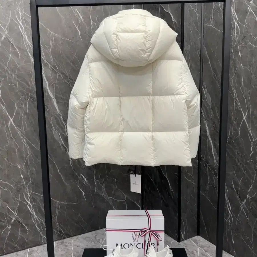 Moncler 몽클레어 여성용 패딩