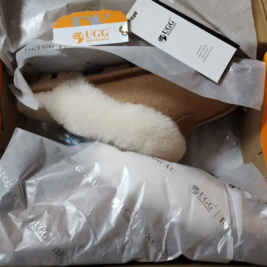 호주 어그 UGG 슬리퍼 체스트넛 색상 EU39 약 245mm