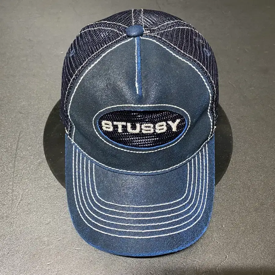 stussy low pro trucker cap