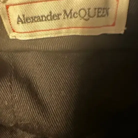 알랙산더맥퀸 Alexander McQueen 볼 캡