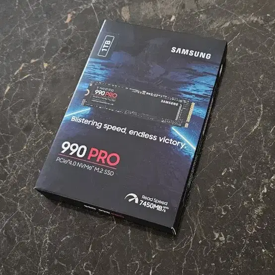 (미개봉) 삼성 990PRO M.2 1TB NVMe 국내정품 판매해요.