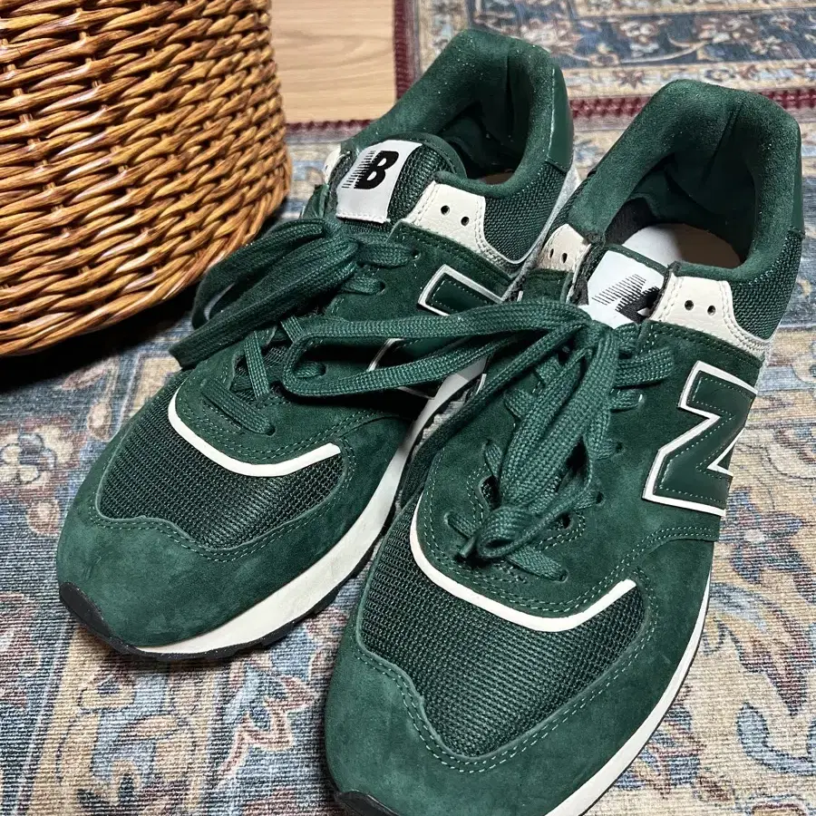 뉴발란스 New Balance 574 Legacy Green