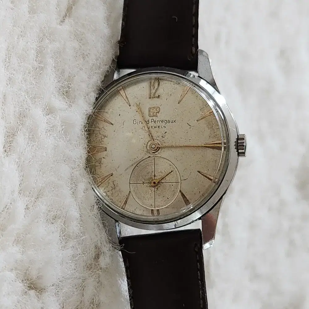 # 230 )  GIRARD PERREGAUX  VINTAGE