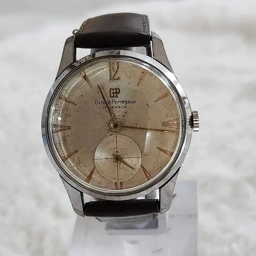 # 230 )  GIRARD PERREGAUX  VINTAGE