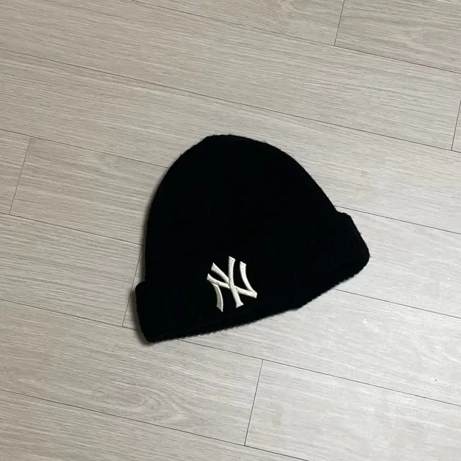 [새상품급] MLB 뉴 젤리 미드 비니 (black)